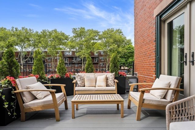 219 Shawmut Ave 2, Boston, MA 02118