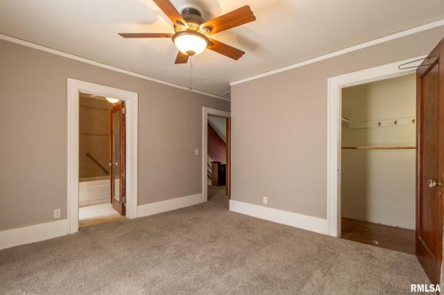 1030 N CEDAR Street, Galesburg, IL 61401