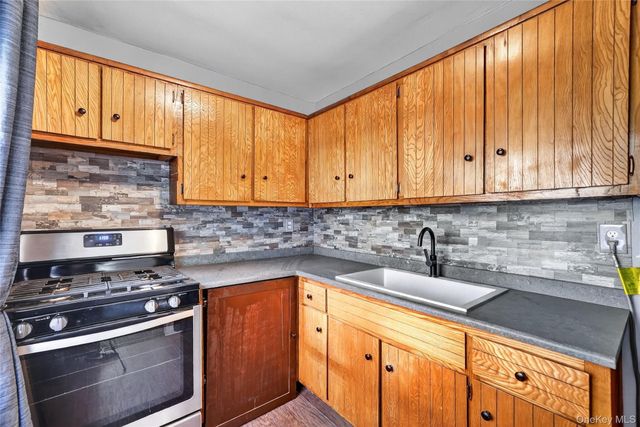 25 Franklin Avenue 2K, White Plains, NY 10601