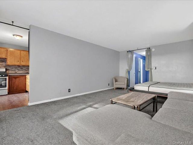 25 Franklin Avenue 2K, White Plains, NY 10601