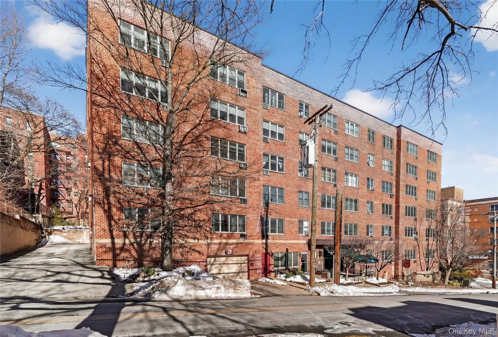 25 Franklin Avenue 2K, White Plains, NY 10601