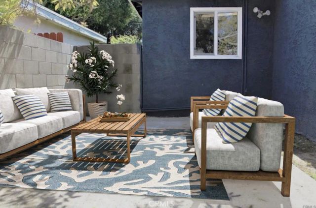 1521 Michigan, Santa Monica, CA 90404