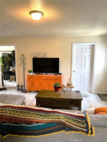 1521 Michigan, Santa Monica, CA 90404