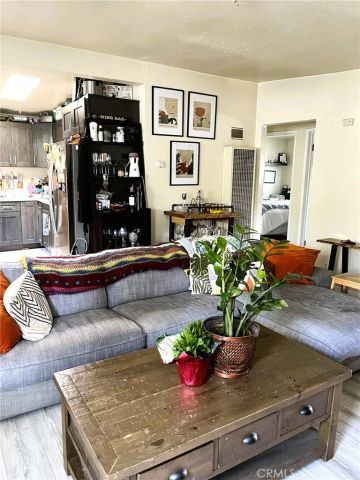 1521 Michigan, Santa Monica, CA 90404