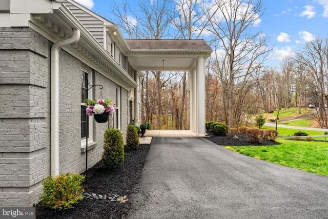 4341 BANBURY DR, Gainesville, VA 20155