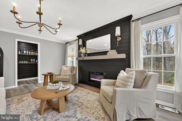 4341 BANBURY DR, Gainesville, VA 20155