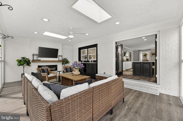 4341 BANBURY DR, Gainesville, VA 20155