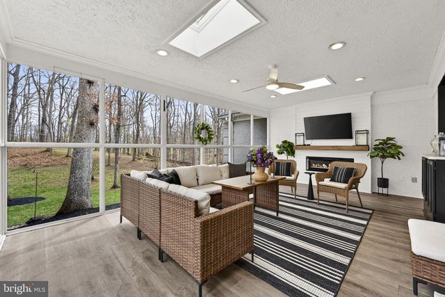 4341 BANBURY DR, Gainesville, VA 20155