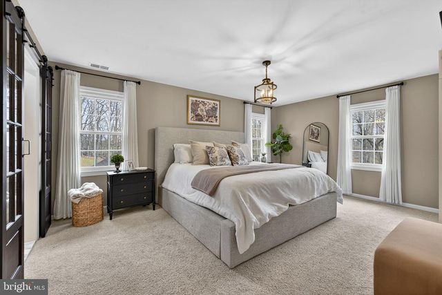 4341 BANBURY DR, Gainesville, VA 20155