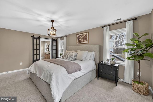 4341 BANBURY DR, Gainesville, VA 20155