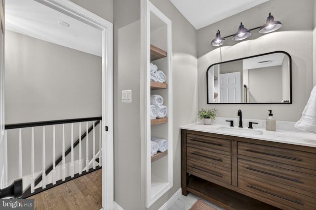 4341 BANBURY DR, Gainesville, VA 20155
