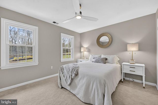 4341 BANBURY DR, Gainesville, VA 20155