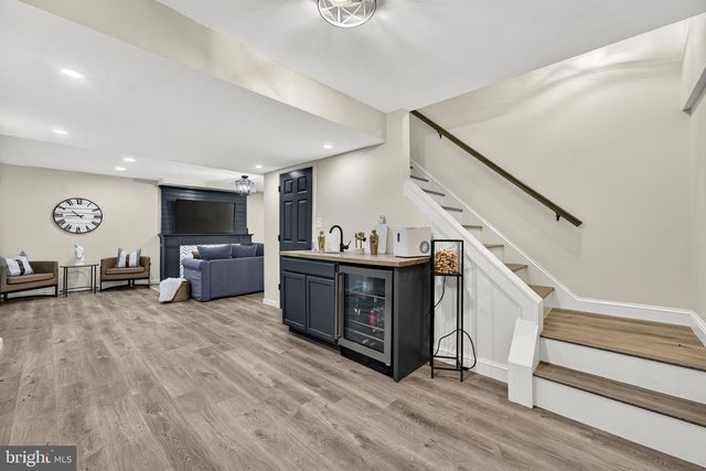 4341 BANBURY DR, Gainesville, VA 20155