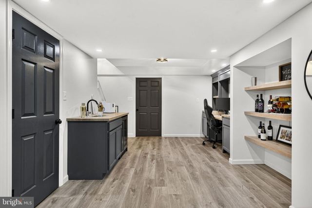 4341 BANBURY DR, Gainesville, VA 20155