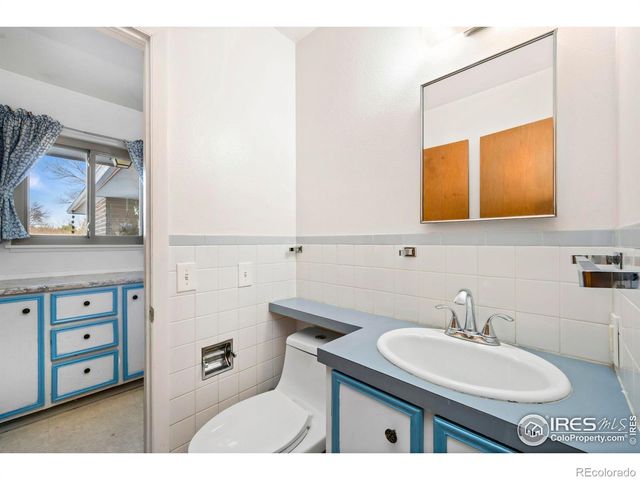 301 E Thunderbird Drive, Fort Collins, CO 80525