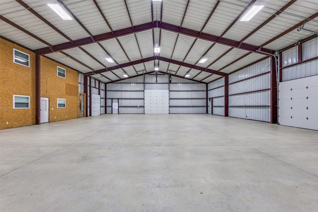 6100 Old Clarksville Road, Reno, TX 75462