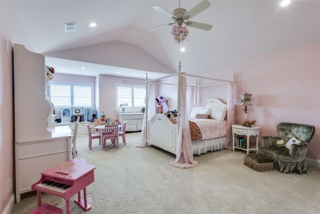 6100 Old Clarksville Road, Reno, TX 75462