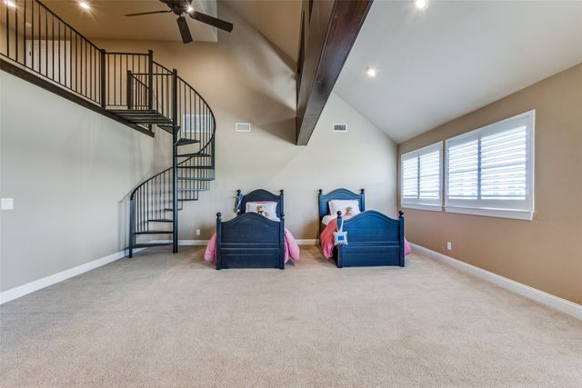 6100 Old Clarksville Road, Reno, TX 75462