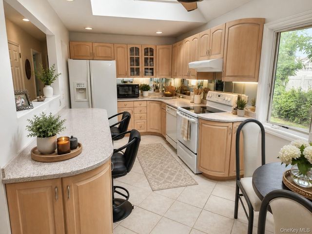 15 Nims Avenue, West Babylon, NY 11704