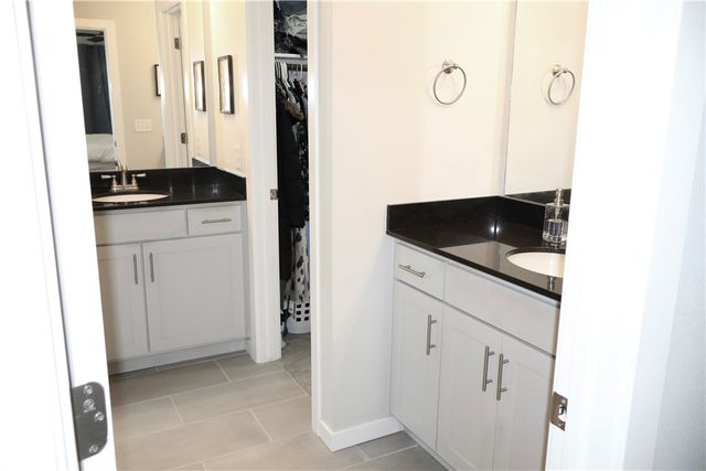 652 Kayla Maria Street, Prairie Grove, AR 72753