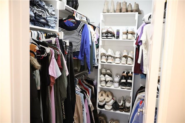 652 Kayla Maria Street, Prairie Grove, AR 72753