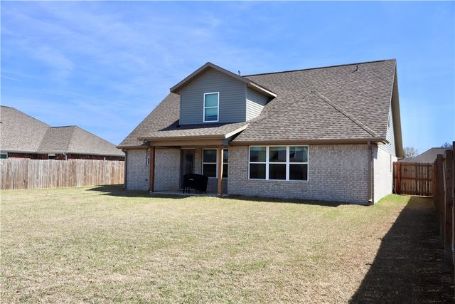 652 Kayla Maria Street, Prairie Grove, AR 72753