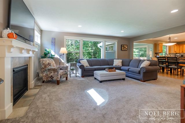 16897 Birchview Court, Nunica, MI 49448