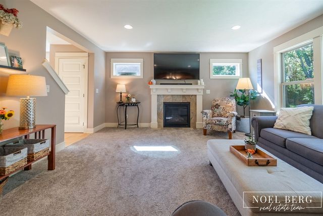 16897 Birchview Court, Nunica, MI 49448