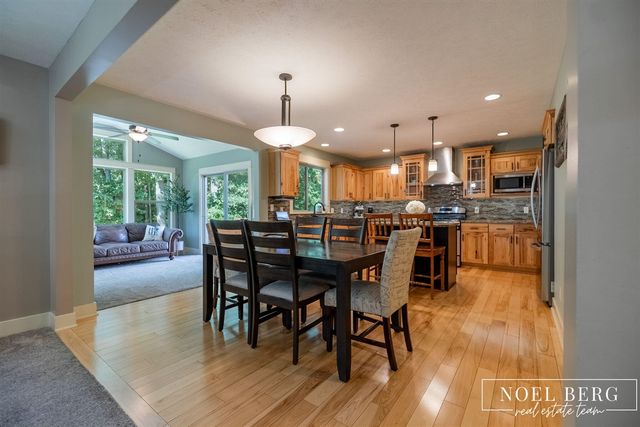 16897 Birchview Court, Nunica, MI 49448