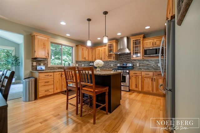16897 Birchview Court, Nunica, MI 49448