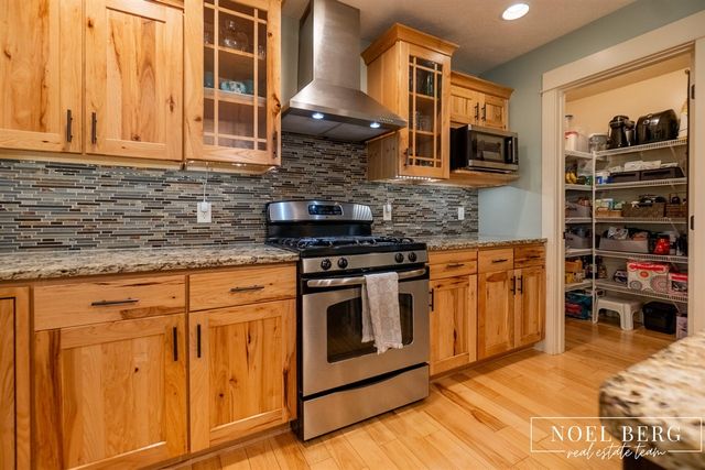 16897 Birchview Court, Nunica, MI 49448