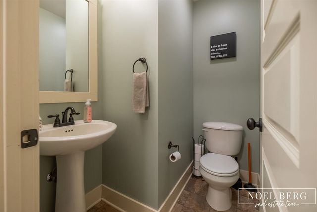 16897 Birchview Court, Nunica, MI 49448
