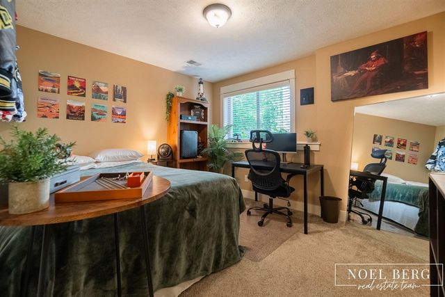 16897 Birchview Court, Nunica, MI 49448