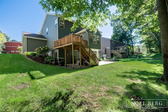 16897 Birchview Court, Nunica, MI 49448