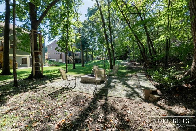 16897 Birchview Court, Nunica, MI 49448