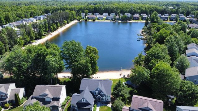 16897 Birchview Court, Nunica, MI 49448