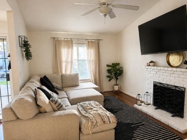 91 Marilyn Cir, Sacramento, CA 95838