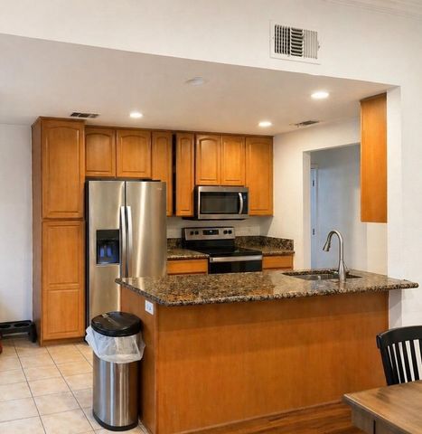 91 Marilyn Cir, Sacramento, CA 95838