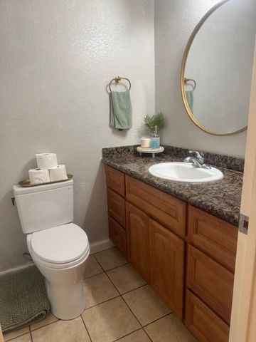 91 Marilyn Cir, Sacramento, CA 95838