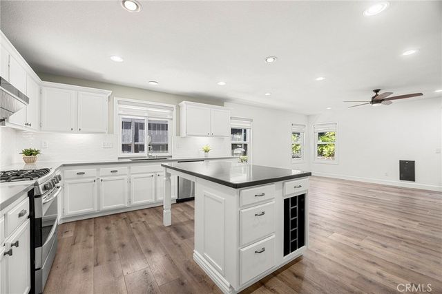 2550 Hudson Ave, Corona, CA 92881