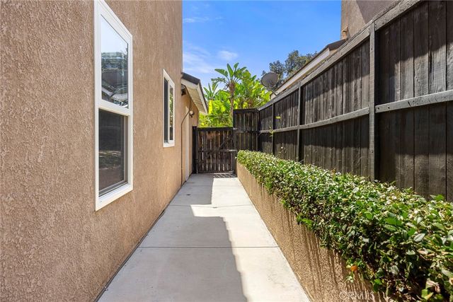 2550 Hudson Ave, Corona, CA 92881