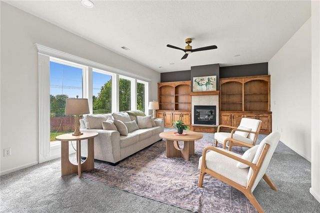 1603 NE 180th Terrace, Smithville, MO 64089