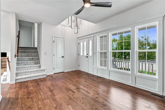 1603 NE 180th Terrace, Smithville, MO 64089