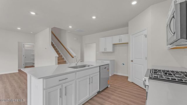 12 Dahlia Court, Bayville, NJ 08721