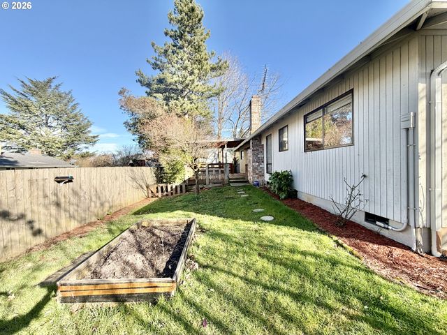 2715 Sw 31ST St, Gresham, OR 97080