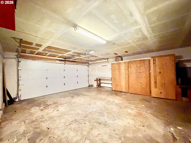 2715 Sw 31ST St, Gresham, OR 97080