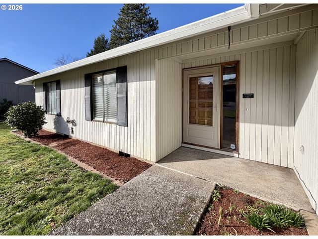 2715 Sw 31ST St, Gresham, OR 97080