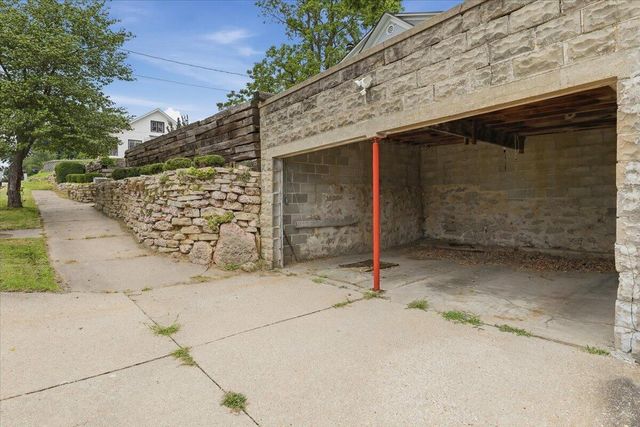 209 NORTH Avenue, Council Bluffs, IA 51503