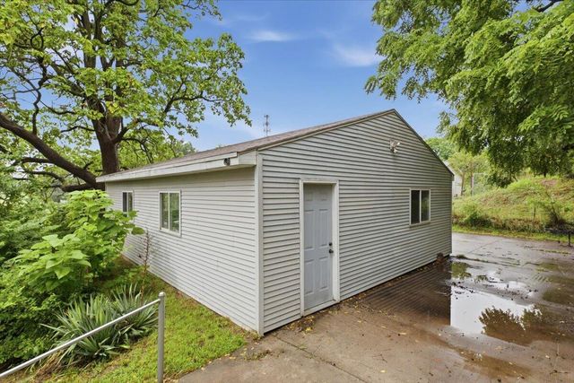 209 NORTH Avenue, Council Bluffs, IA 51503