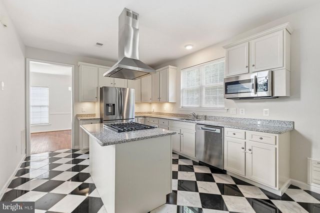 2728 LONDON PLANE CT, Waldorf, MD 20603